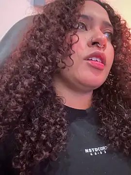 Snapshot of Kass_1 chatting on November 26, 2025, 11:28 pm Kass 1 online show from November 26, 2025, 11:28 pm