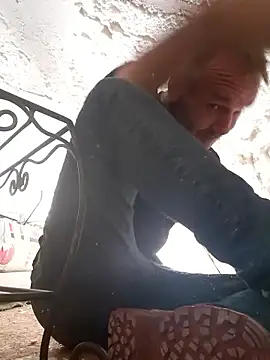 Hungwell1515 online show from January 8, 2026, 5:59 pm