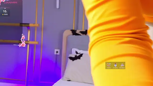 LanaElise online show from October 24, 2025, 5:15 am