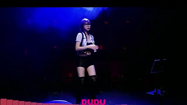 Snapshot of yznt-dudu chatting on September 17, 2025, 11:45 am yznt-dudu online show from September 17, 2025, 11:45 am