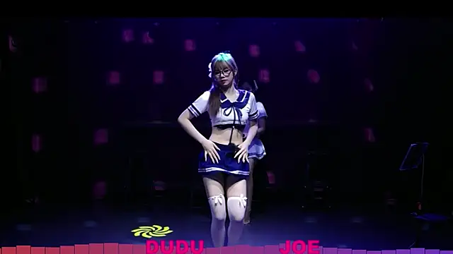 Snapshot of yznt-dudu chatting on October 18, 2025, 4:48 am yznt-dudu online show from October 18, 2025, 4:48 am