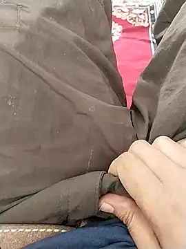 Snapshot of zorhotty chatting on November 2, 2025, 5:43 am zorhotty online show from November 2, 2025, 5:43 am