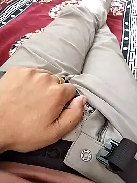 Snapshot of zorhotty chatting on November 8, 2025, 3:39 am zorhotty online show from November 8, 2025, 3:39 am