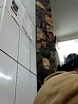 Snapshot of PopaOctavian chatting on October 12, 2025, 3:33 pm PopaOctavian online show from October 12, 2025, 3:33 pm