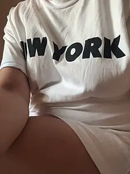 TriumphLove online show from September 28, 2025, 6:52 am