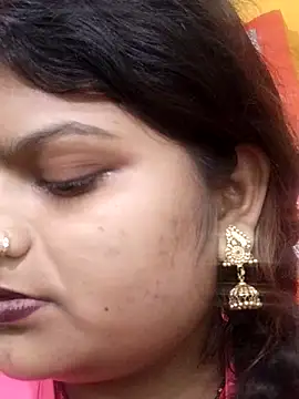 Snapshot of Hot_mirchjii chatting on October 29, 2025, 6:26 am Hot mirchjii online show from October 29, 2025, 6:26 am