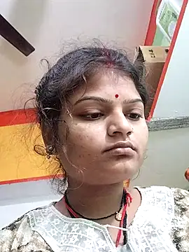 Snapshot of Hot_mirchjii chatting on November 9, 2025, 1:04 am Hot mirchjii online show from November 9, 2025, 1:04 am