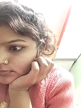 Hot mirchjii online show from December 17, 2025, 2:28 am