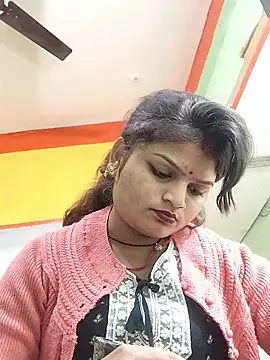 Snapshot of Hot_mirchjii chatting on December 17, 2025, 3:40 pm Hot mirchjii online show from December 17, 2025, 3:40 pm