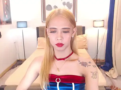 PreciousAmore online show from April 24, 2026, 7:27 pm