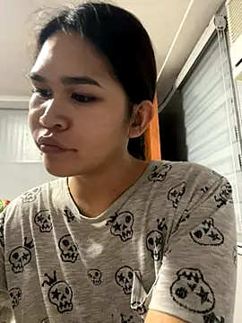 Snapshot of AlianaBlair chatting on November 28, 2025, 1:30 am AlianaBlair online show from November 28, 2025, 1:30 am