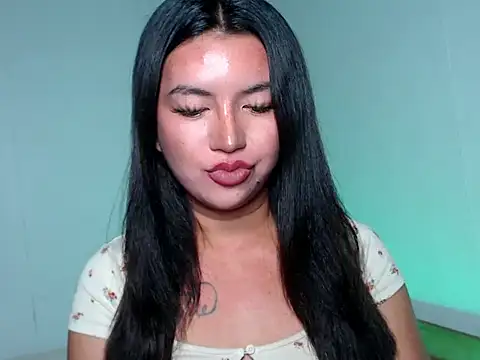 Snapshot of thinker_belle chatting on October 23, 2025, 2:49 pm thinker belle online show from October 23, 2025, 2:49 pm