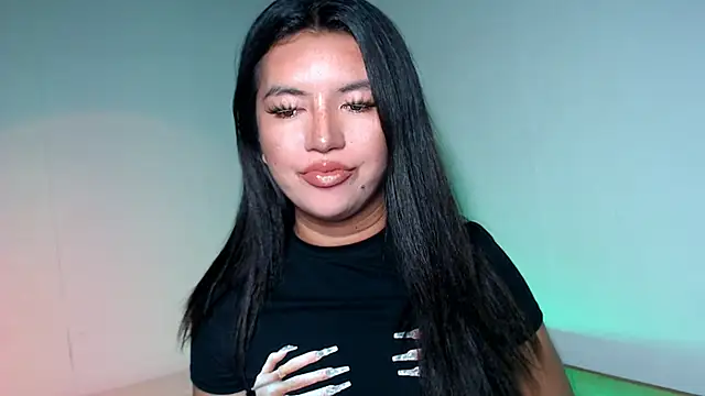 Snapshot of thinker_belle chatting on November 9, 2025, 3:43 pm thinker belle online show from November 9, 2025, 3:43 pm