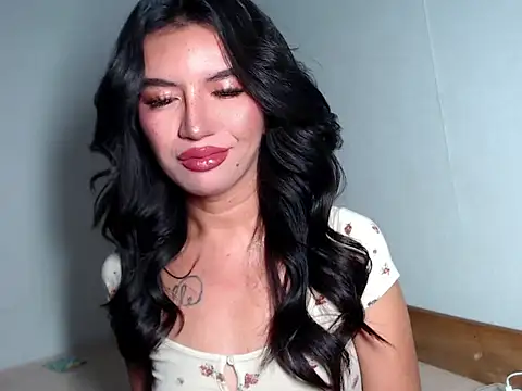 Snapshot of thinker_belle chatting on May 17, 2026, 3:30 pm thinker belle online show from May 17, 2026, 3:30 pm