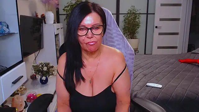 Snapshot of Anna_Blare chatting on February 8, 2026, 6:06 am Anna Blare online show from February 8, 2026, 6:06 am