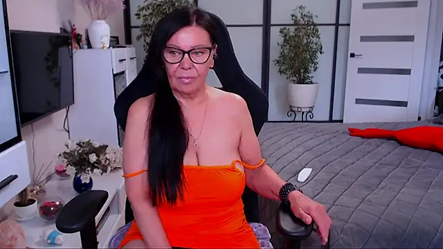 Snapshot of Anna_Blare chatting on July 9, 2026, 8:51 am Anna Blare online show from July 9, 2026, 8:51 am