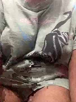 Snapshot of madu-Nisansa chatting on November 19, 2025, 9:59 pm madu-Nisansa online show from November 19, 2025, 9:59 pm