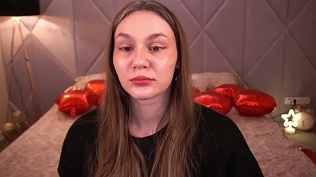 DiamondGoldie online show from February 21, 2026, 8:10 pm