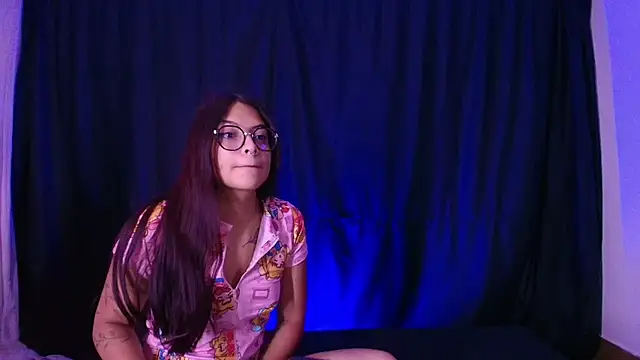 Lilith and Khloe online show from March 10, 2026, 11:26 am