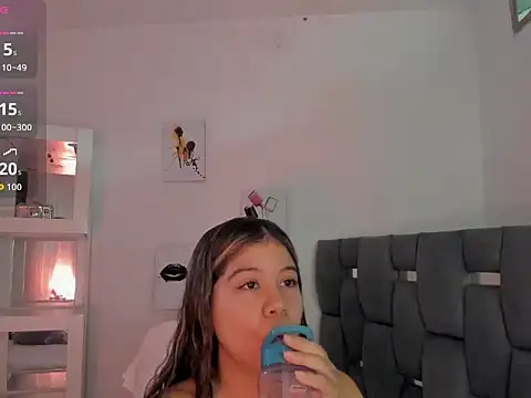 MafeStar777 online show from March 17, 2026, 3:59 pm