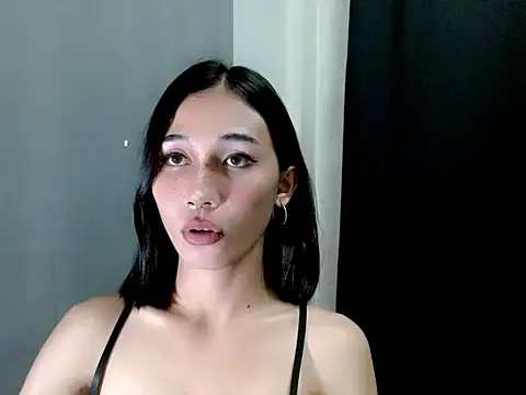 Snapshot of Urfucking_khloe1 chatting on November 27, 2025, 5:48 pm Urfucking khloe1 online show from November 27, 2025, 5:48 pm