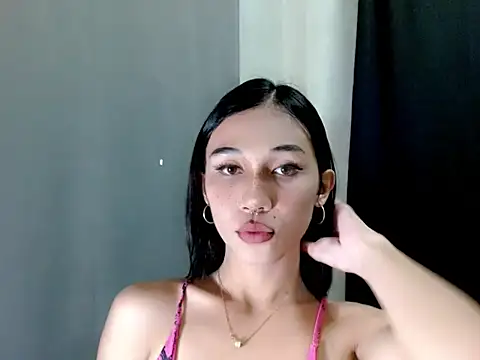 Snapshot of Urfucking_khloe1 chatting on December 4, 2025, 11:02 pm Urfucking khloe1 online show from December 4, 2025, 11:02 pm