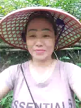 phuongnhi-- online show from April 22, 2026, 5:32 am