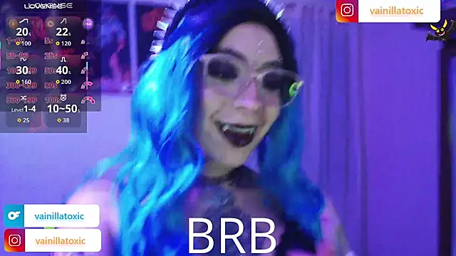 Snapshot of vainilla_doll chatting on January 15, 2026, 11:08 pm vainilla doll online show from January 15, 2026, 11:08 pm