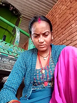 Snapshot of Hot_chinkiji chatting on September 12, 2025, 6:35 am Hot chinkiji online show from September 12, 2025, 6:35 am