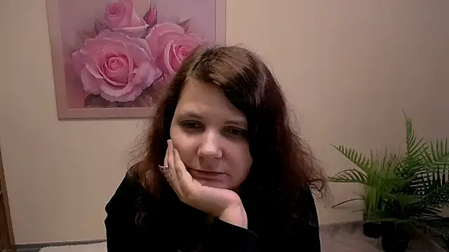 Snapshot of TwoBigSuns chatting on May 20, 2026, 7:58 am TwoBigSuns online show from May 20, 2026, 7:58 am