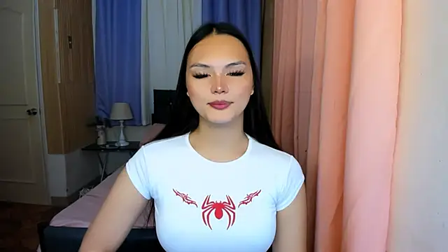 Snapshot of ameliamaureen chatting on July 4, 2026, 4:07 am ameliamaureen online show from July 4, 2026, 4:07 am