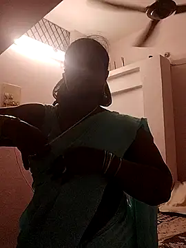 Snapshot of telugu_Geetha30 chatting on October 12, 2025, 8:24 am telugu Geetha30 online show from October 12, 2025, 8:24 am