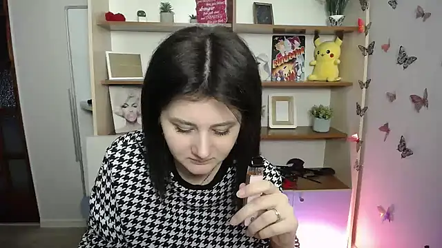 Katrin kiss  online show from April 24, 2026, 12:29 pm
