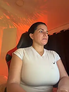 Snapshot of carol_cruz133 chatting on July 25, 2026, 11:35 pm carol cruz133 online show from July 25, 2026, 11:35 pm
