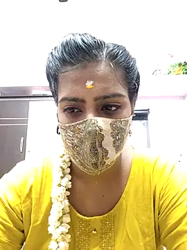 Tamil-Meenu12 online show from May 6, 2026, 6:19 am