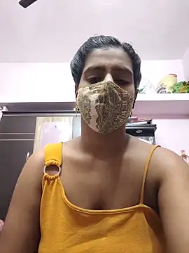 Snapshot of Tamil-Meenu12 chatting on June 18, 2026, 4:46 am Tamil-Meenu12 online show from June 18, 2026, 4:46 am
