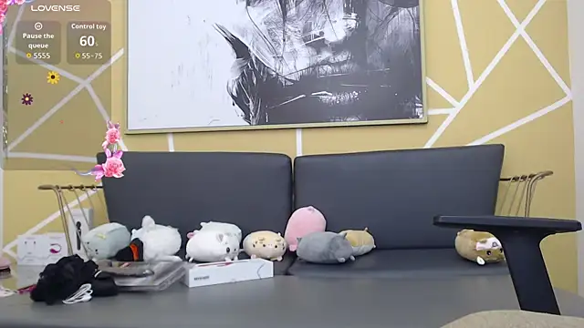 Snapshot of olivia_russo_ chatting on September 9, 2025, 8:19 pm olivia russo online show from September 9, 2025, 8:19 pm