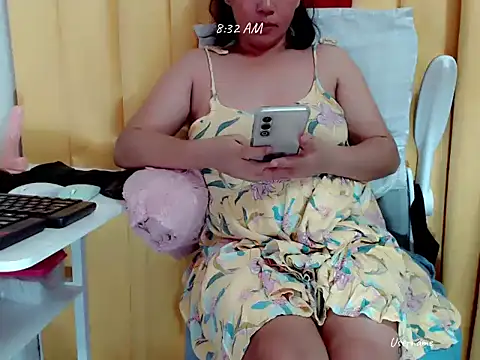 Snapshot of nesianhottits chatting on June 11, 2026, 12:32 am nesianhottits online show from June 11, 2026, 12:32 am