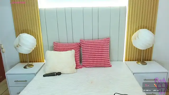 WildScarlet online show from September 13, 2025, 12:38 pm