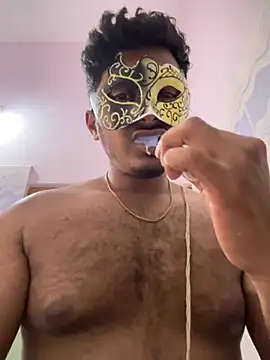 Snapshot of VVcouple chatting on November 4, 2025, 2:43 am VVcouple online show from November 4, 2025, 2:43 am