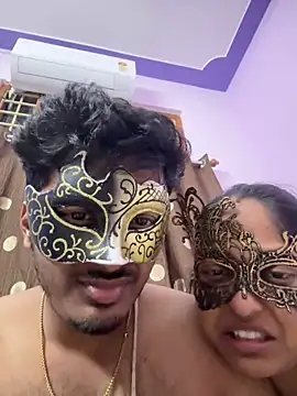 Snapshot of VVcouple chatting on November 11, 2025, 6:08 pm VVcouple online show from November 11, 2025, 6:08 pm