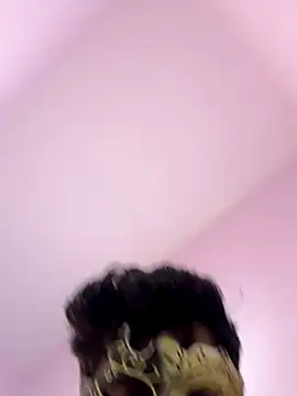 Snapshot of VVcouple chatting on November 16, 2025, 4:07 am VVcouple online show from November 16, 2025, 4:07 am