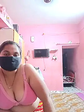 Snapshot of biggbobbsgirl chatting on September 9, 2025, 5:23 pm biggbobbsgirl online show from September 9, 2025, 5:23 pm