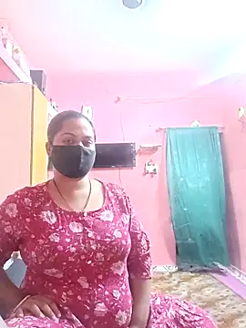 Snapshot of biggbobbsgirl chatting on September 16, 2025, 6:31 pm biggbobbsgirl online show from September 16, 2025, 6:31 pm