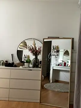 chloedlm5 online show from January 8, 2026, 9:55 am