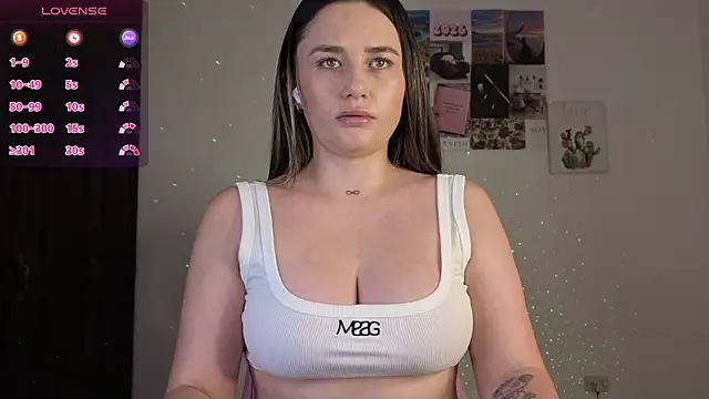 Veronika  Winslow  online show from March 10, 2026, 4:28 am