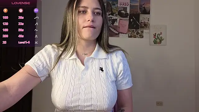 Snapshot of Veronika__Winslow_ chatting on March 26, 2026, 6:30 am Veronika Winslow online show from March 26, 2026, 6:30 am