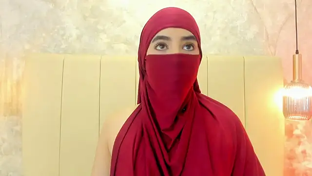 Snapshot of nayiraa_ chatting on October 18, 2025, 11:44 am nayiraa online show from October 18, 2025, 11:44 am