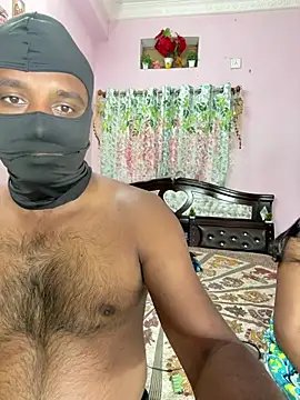 Snapshot of Lovlycouple1 chatting on February 17, 2026, 3:14 am Lovlycouple1 online show from February 17, 2026, 3:14 am