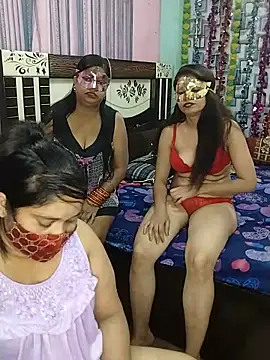 Snapshot of Sexy_anaamika chatting on November 4, 2025, 8:35 am Sexy anaamika online show from November 4, 2025, 8:35 am